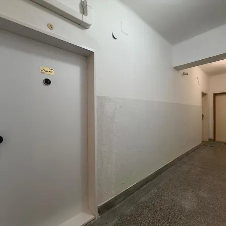 Blumental Church, Center Apartment *